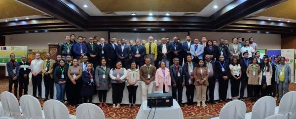 Les  participants à la clôture du projet Dinaamicc