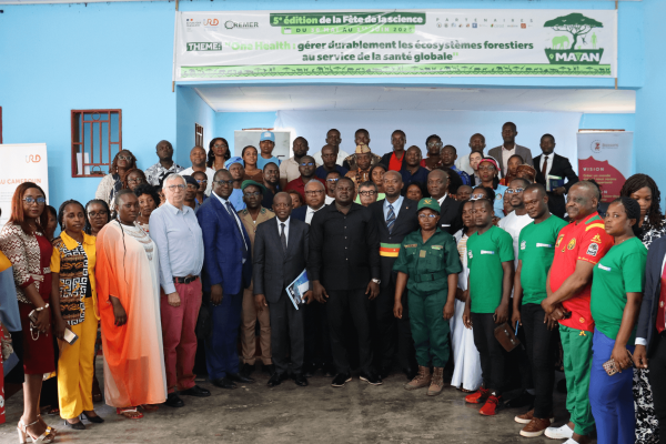 Les participants à la fête de la science. © J. Kayoum, IRD