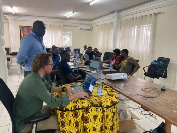 Participants à l'atelier de formation en gestion de données forestières. © V. Rossi