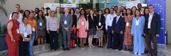 Les participants à l'atelier de lancement du projet DeSIRA+ OI le 26/12 à Maurice © M. Rananja, Cirad