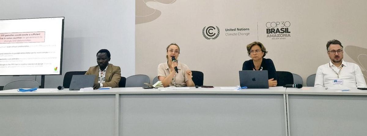 Emma Jagu Shippers and Marie Gabrielle Piketty, CIRAD COP30