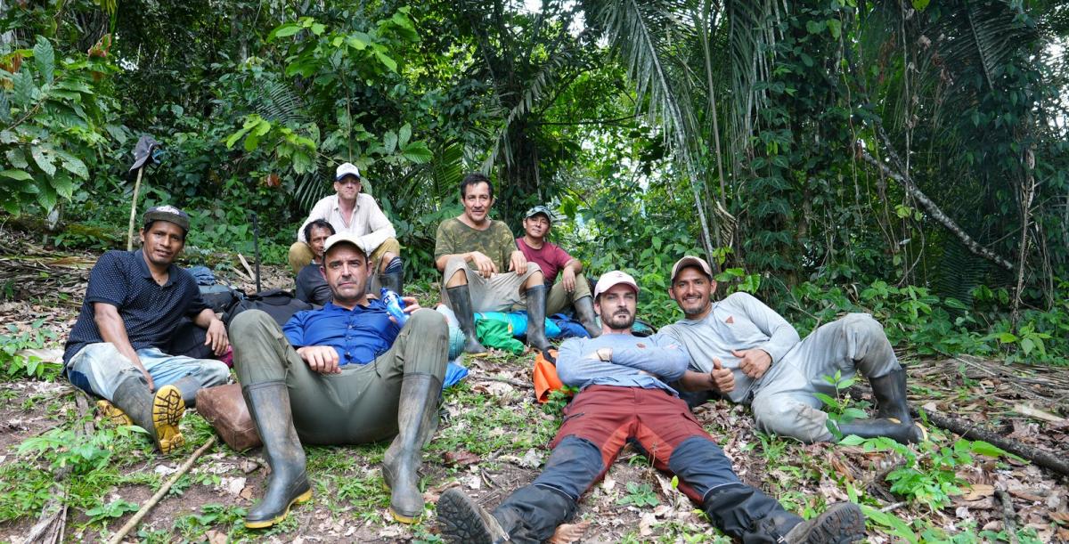 L&rsquo;un des trois groupes de bioprospection en fin d&rsquo;exploration de la concession de Pucalpillo &copy; CIRAD, C. Dangl&eacute;ant