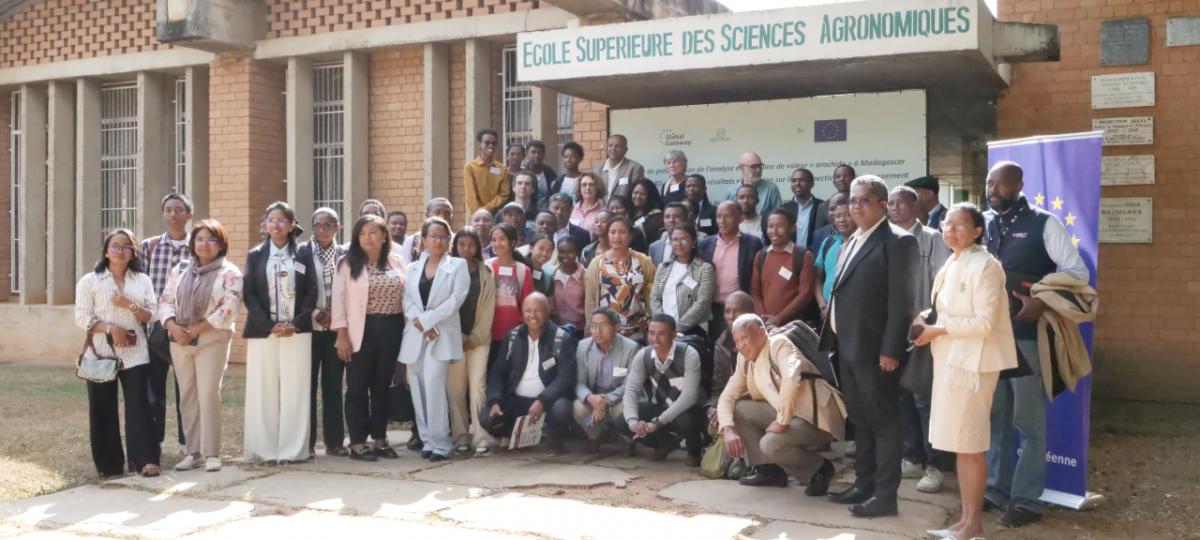 Les participants durant l'atelier sur la Filière arachide © JM.Arimanantsoa, Cirad