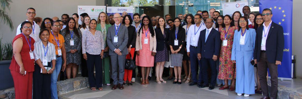 Les participants à l'atelier de lancement du projet DeSIRA+ OI le 26/12 à Maurice © M. Rananja, Cirad