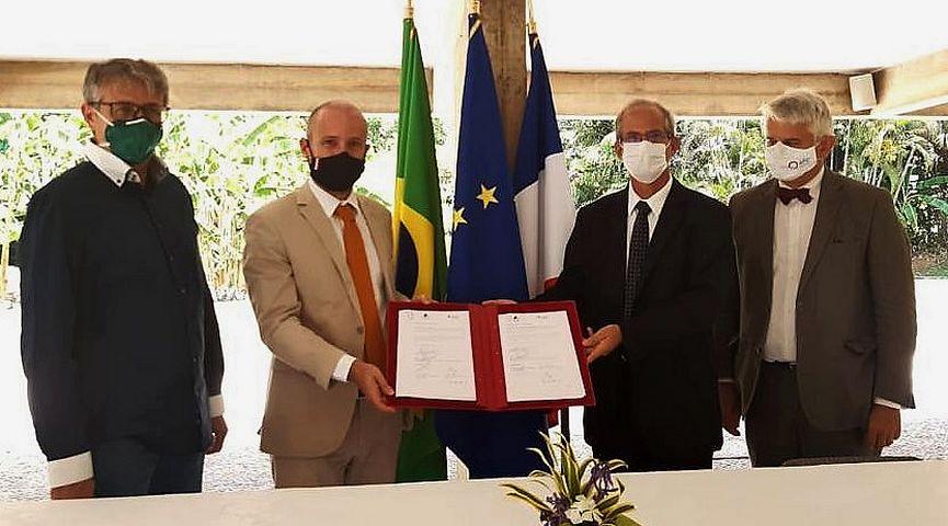 Projet TerrAmaz, signature du contrat de coopération 2020-2024