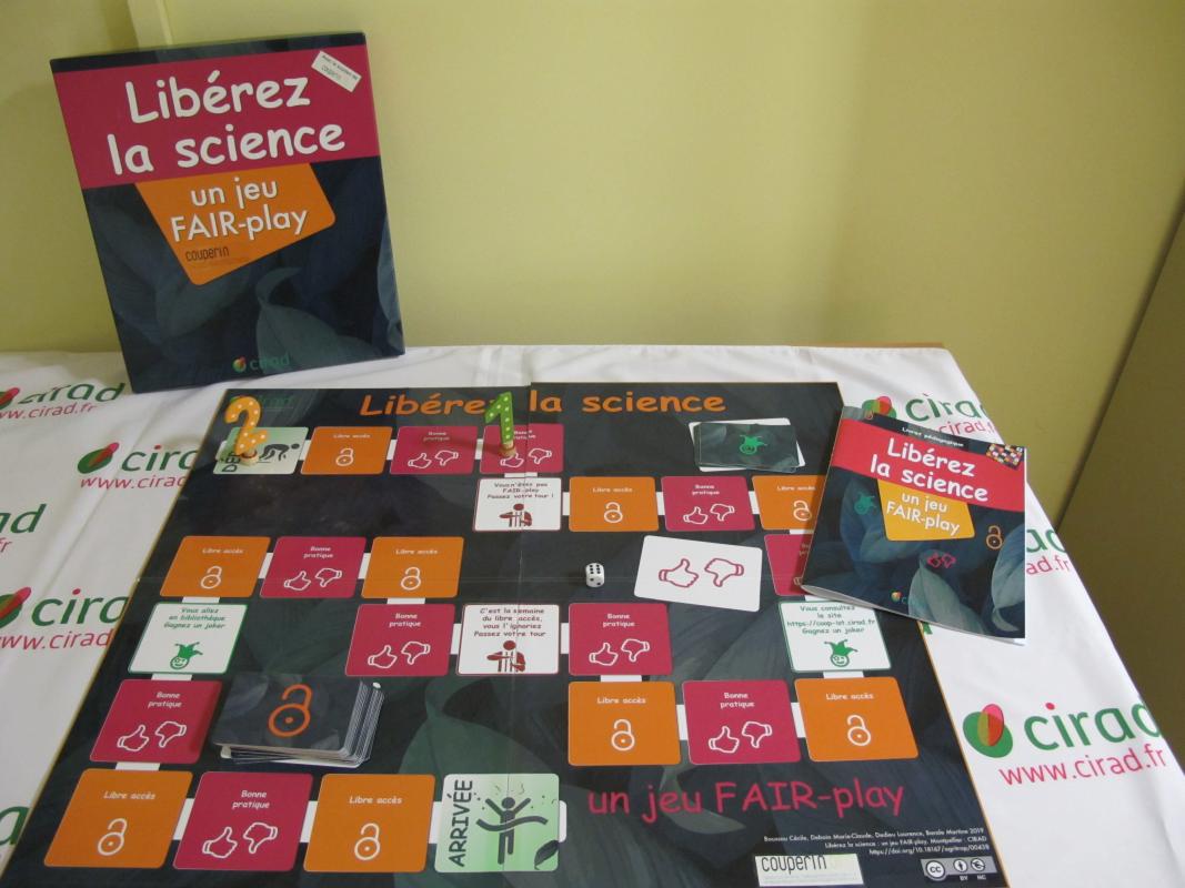 Libérez la science, un jeu fair-play visant à favoriser les discussions et apprentissages autour du libre accès aux publications données de recherche. © c.boussou, cirad
