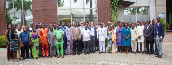 Groupe de l’atelier de clôture MecaWAT. © MecaWAT, Cirad