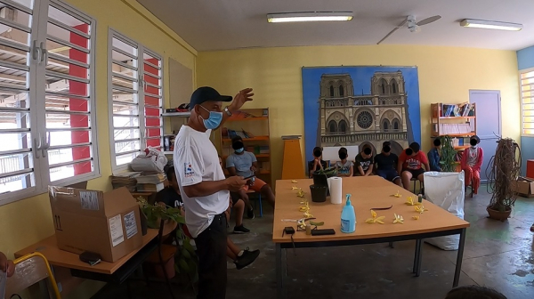Jean Bernard Dijoux (Cirad) lors de l'atelier sur la vanille