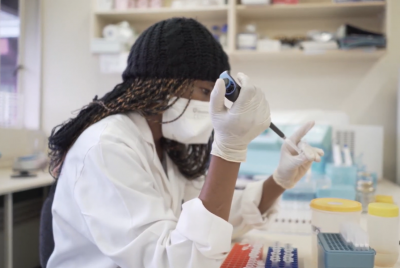 Analyse d'&eacute;chantillons en laboratoire