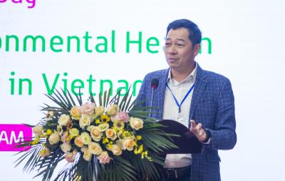 Dr. Nguyen Viet Hung, ILRI, discusses current challenges that Vietnam is facing in the application of the One Health approach on a local level. © Viet Hung, CIRAD